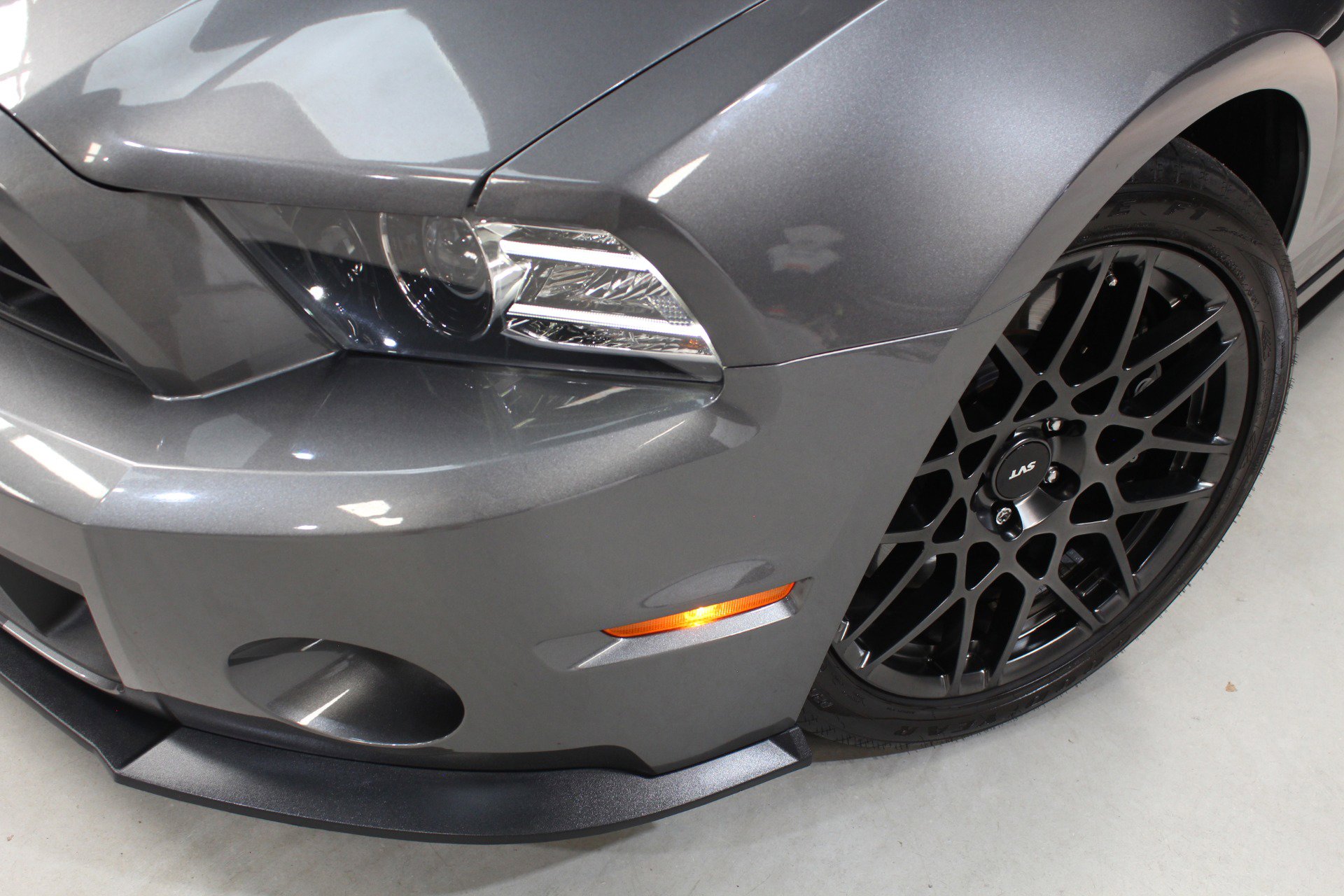 Used 2014 Ford Mustang Shelby GT500 w/ Equipment Group 821A RWD image 8