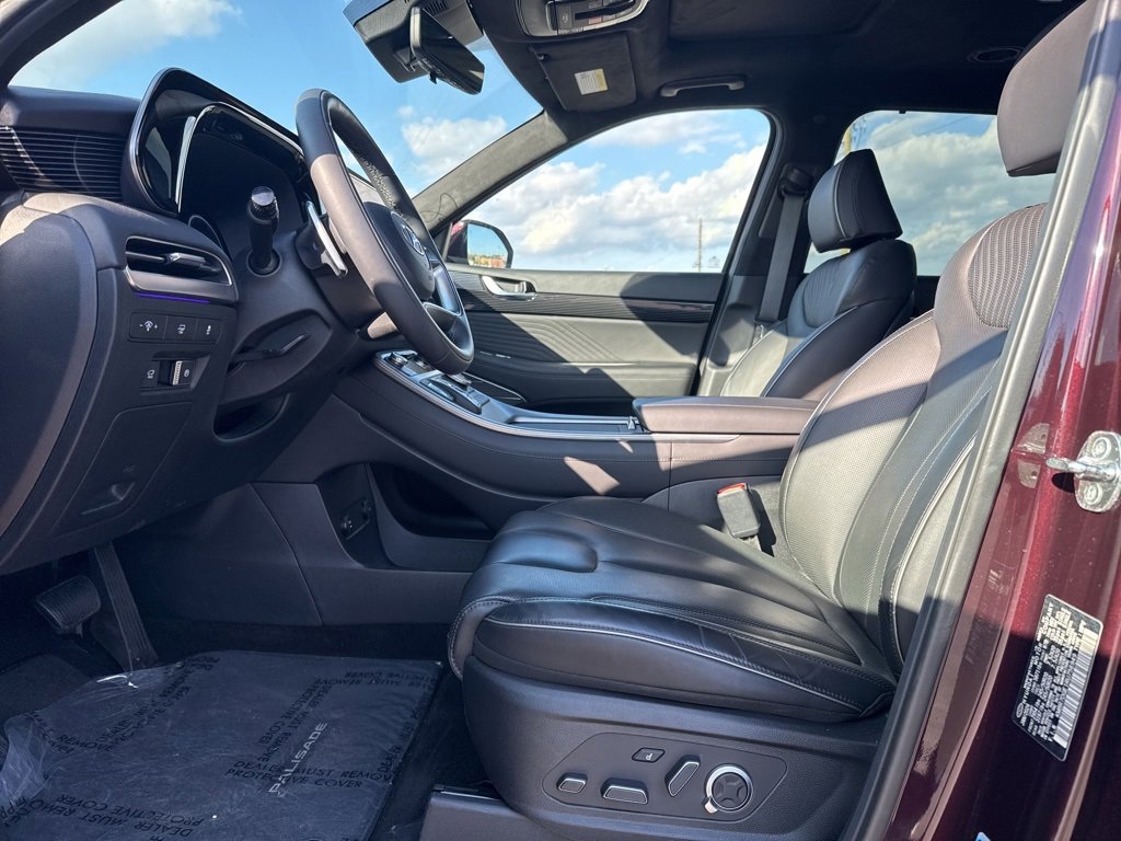Used 2024 Hyundai Palisade Calligraphy image 8