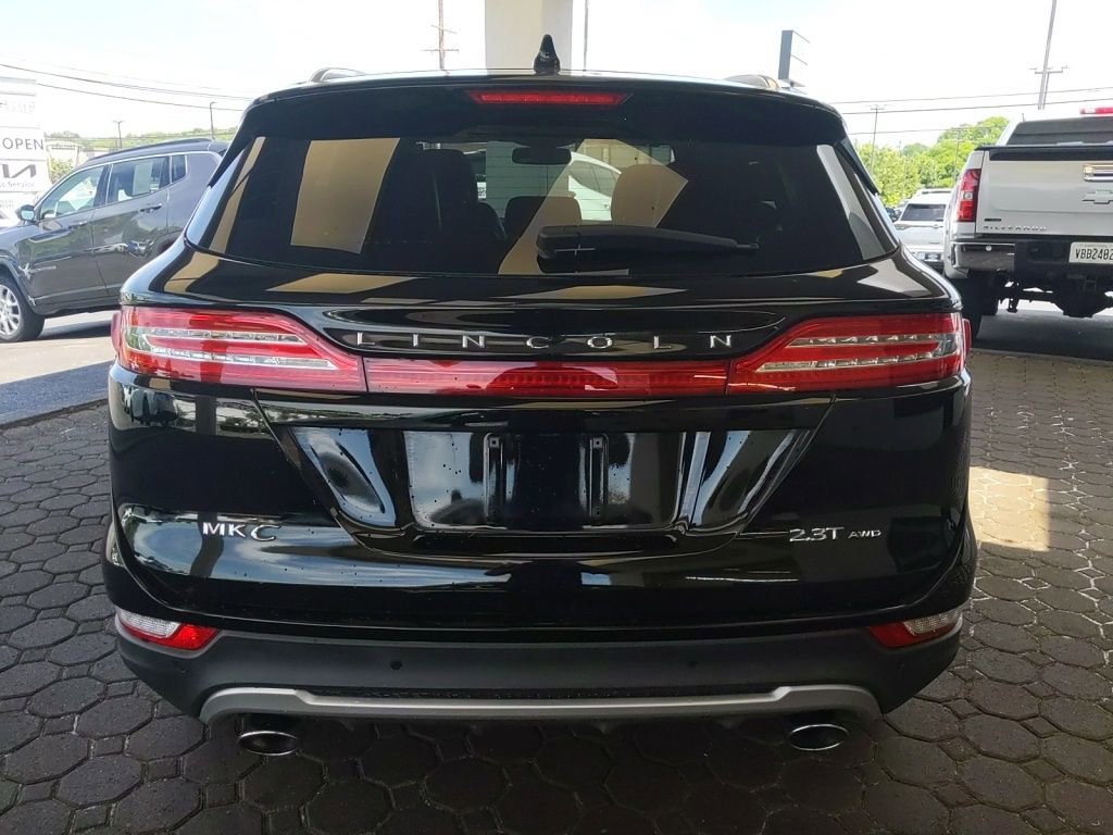 Used 2017 Lincoln MKC Reserve w/ Lincoln MKC Climate Package AWD/4WD image 6