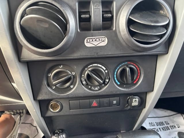 Used 2007 Jeep Wrangler Sahara w/ PWR Convenience Group AWD/4WD image 28