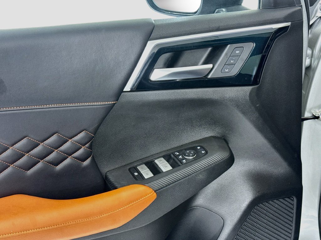 Used 2023 Mitsubishi Outlander SEL FWD image 20