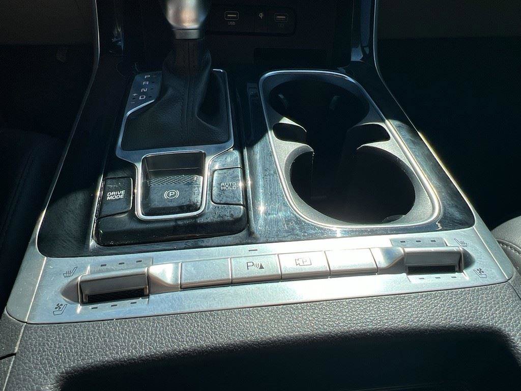 Used 2024 Kia Carnival SX image 23