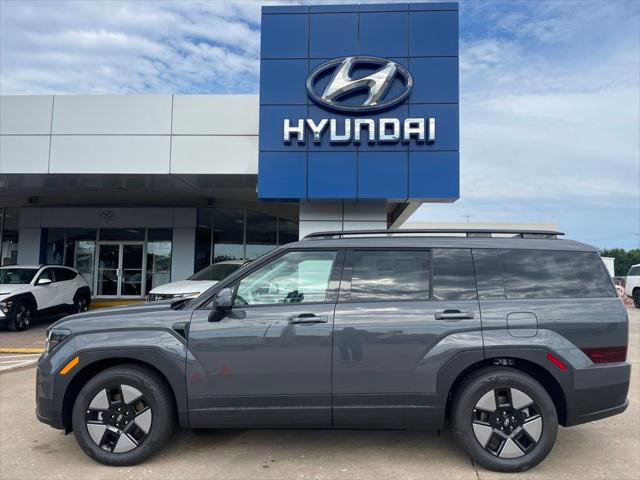 Used 2025 Hyundai Santa Fe SEL image 1