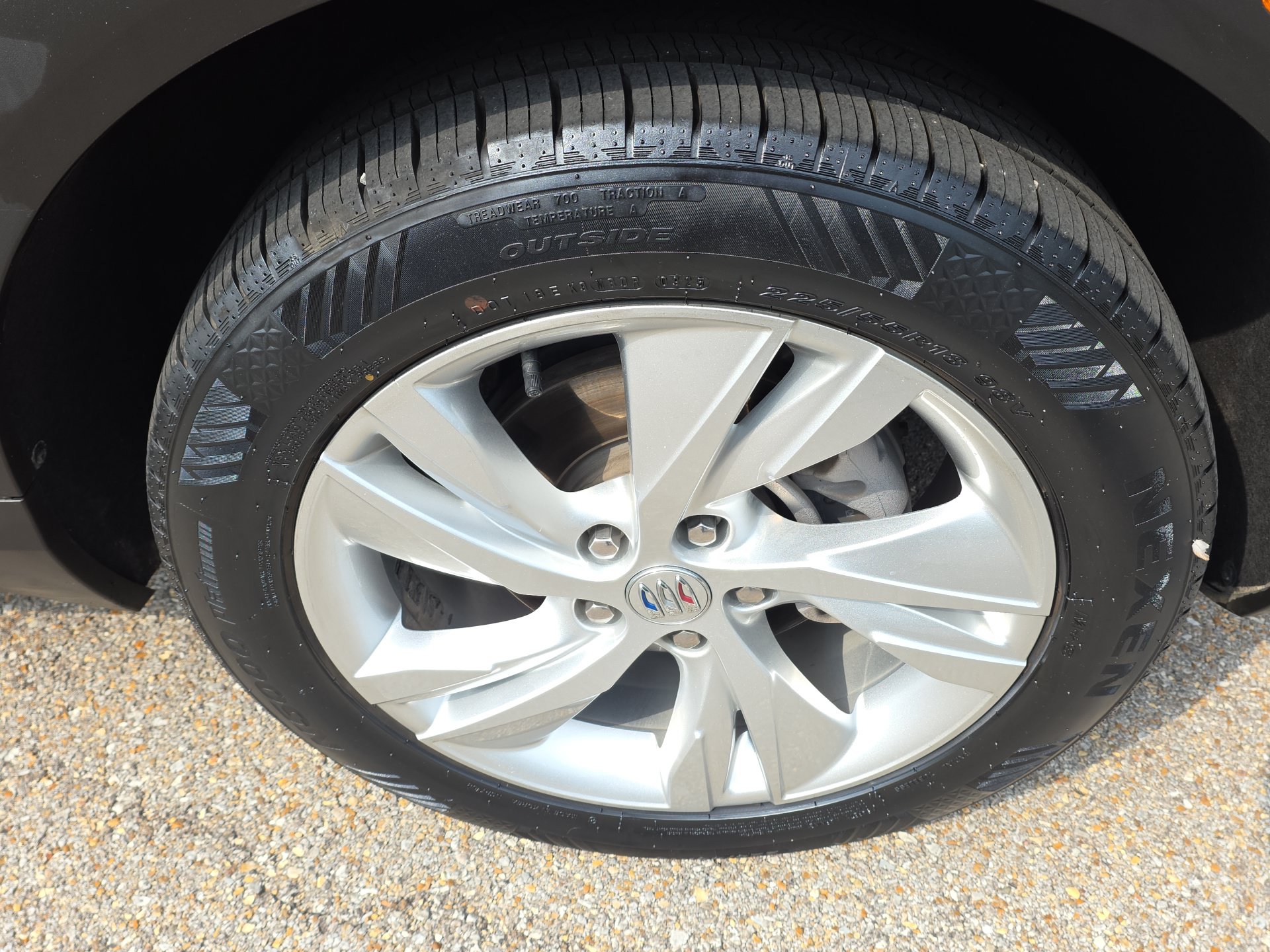 Used 2024 Buick Encore GX Preferred FWD image 10
