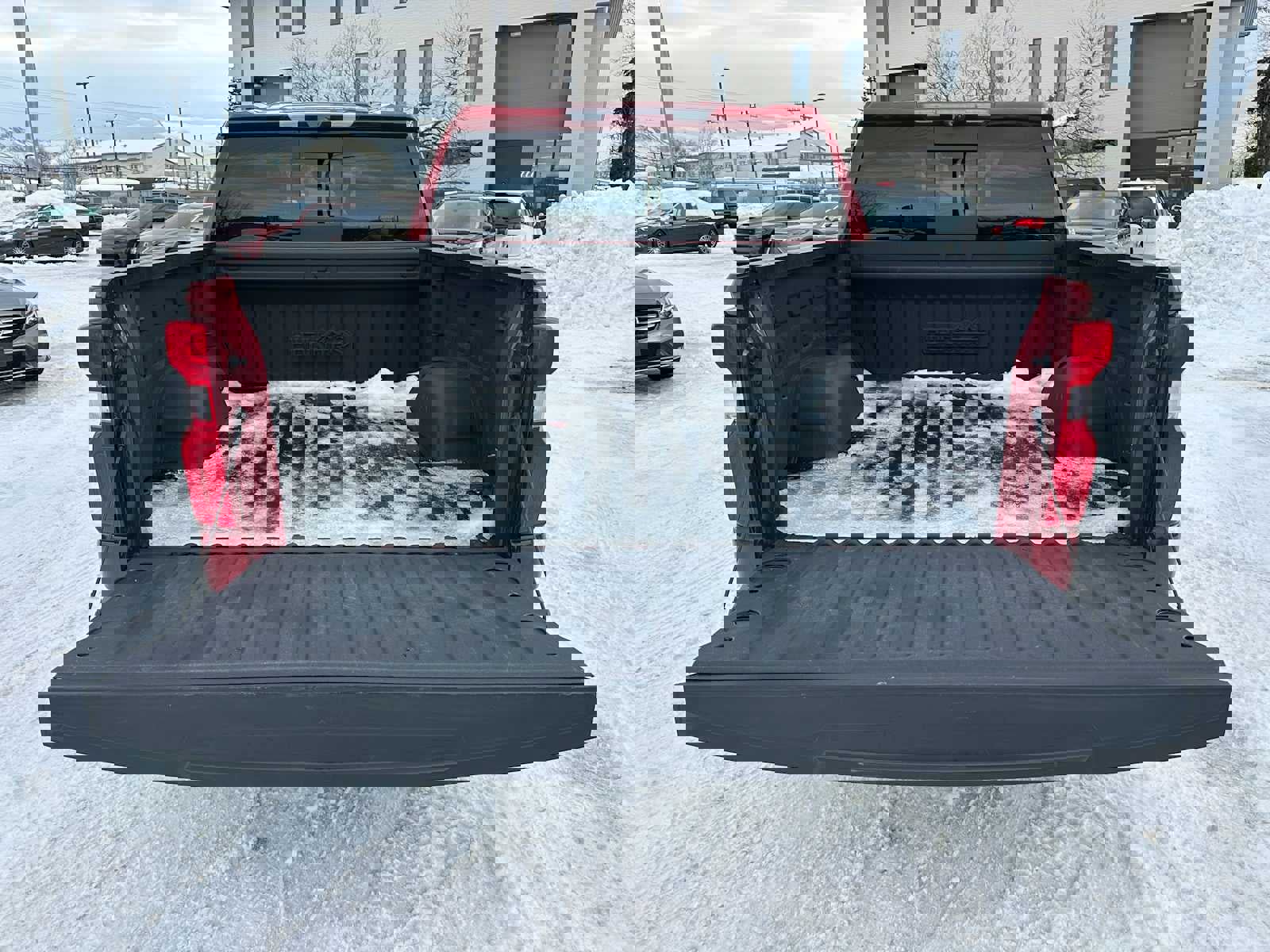 Used 2020 Chevrolet Silverado 1500 High Country w/ Technology Package image 14