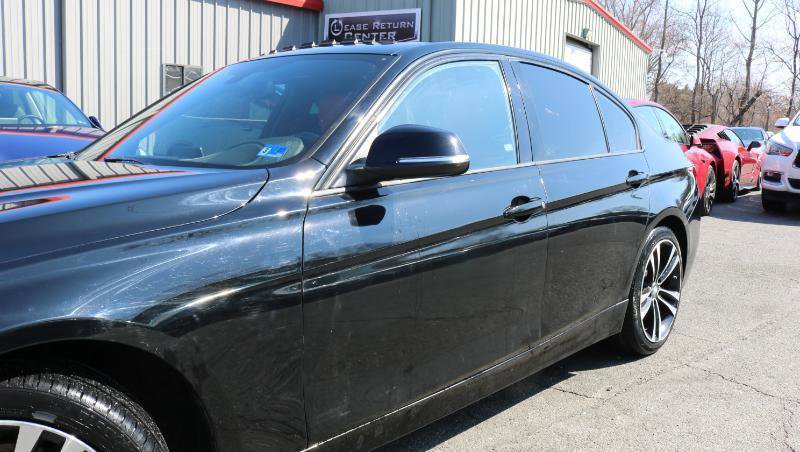 Used 2018 BMW 330i 330i Sedan w/ Premium Package image 5