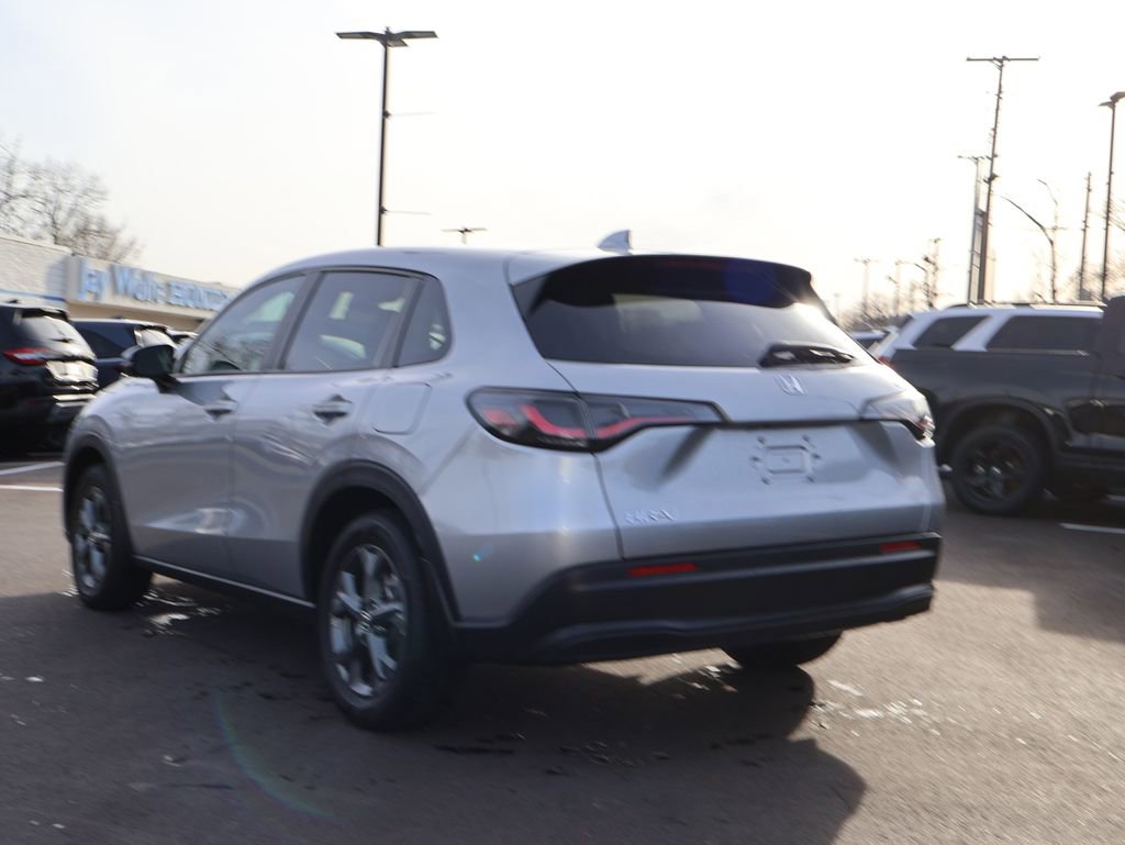 Certified 2026 Honda HR-V LX image 5