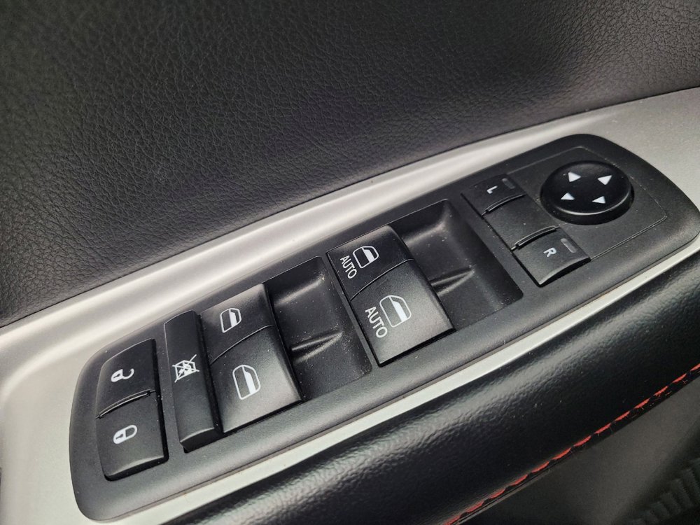 Used 2018 Dodge Journey GT w/ Driver Convenience Group FWD image 27