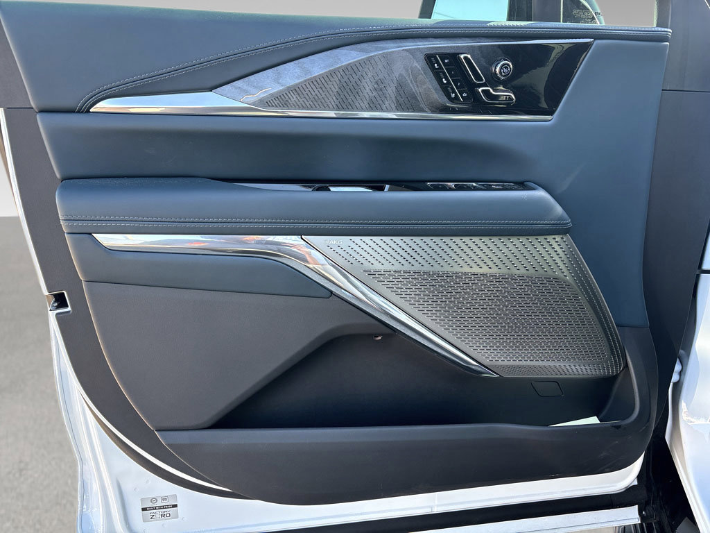 New 2025 Cadillac Escalade IQ Luxury 2 image 24