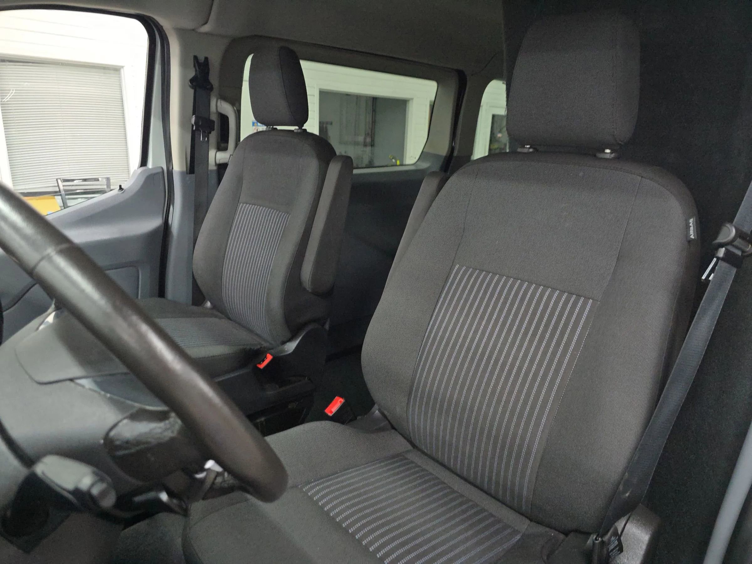Used 2017 Ford Transit 150 XLT image 27