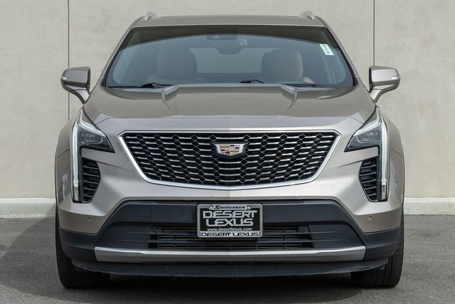 Used 2023 Cadillac XT4 Premium Luxury w/ Technology Package image 2