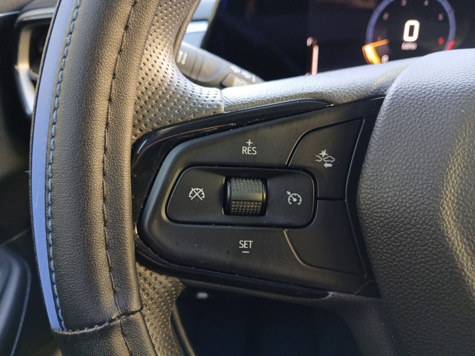 Used 2025 Chevrolet TrailBlazer LS w/ LS Confidence Package image 17