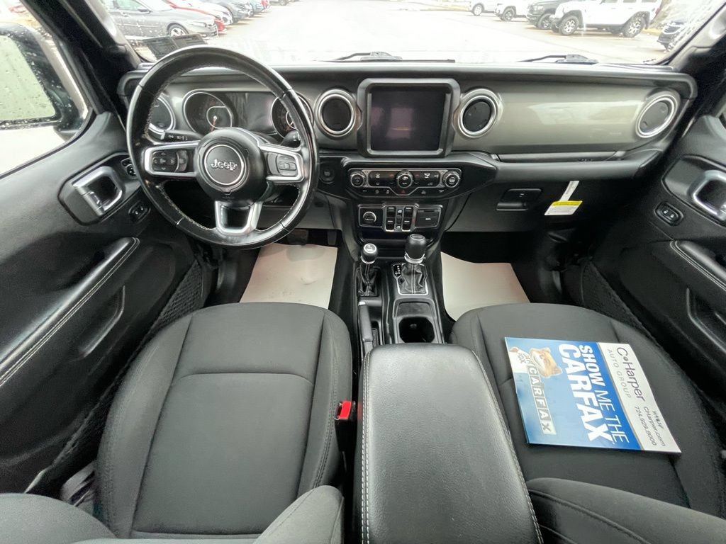 Used 2022 Jeep Wrangler Unlimited Sahara AWD/4WD image 23