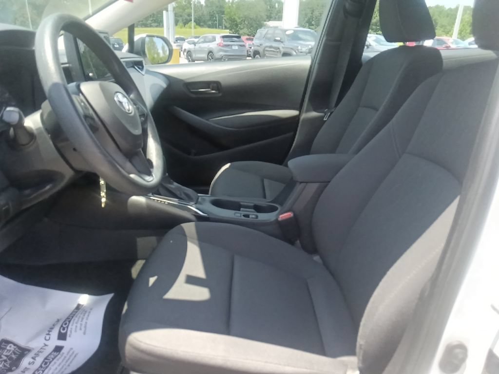 Used 2023 Toyota Corolla LE FWD image 15