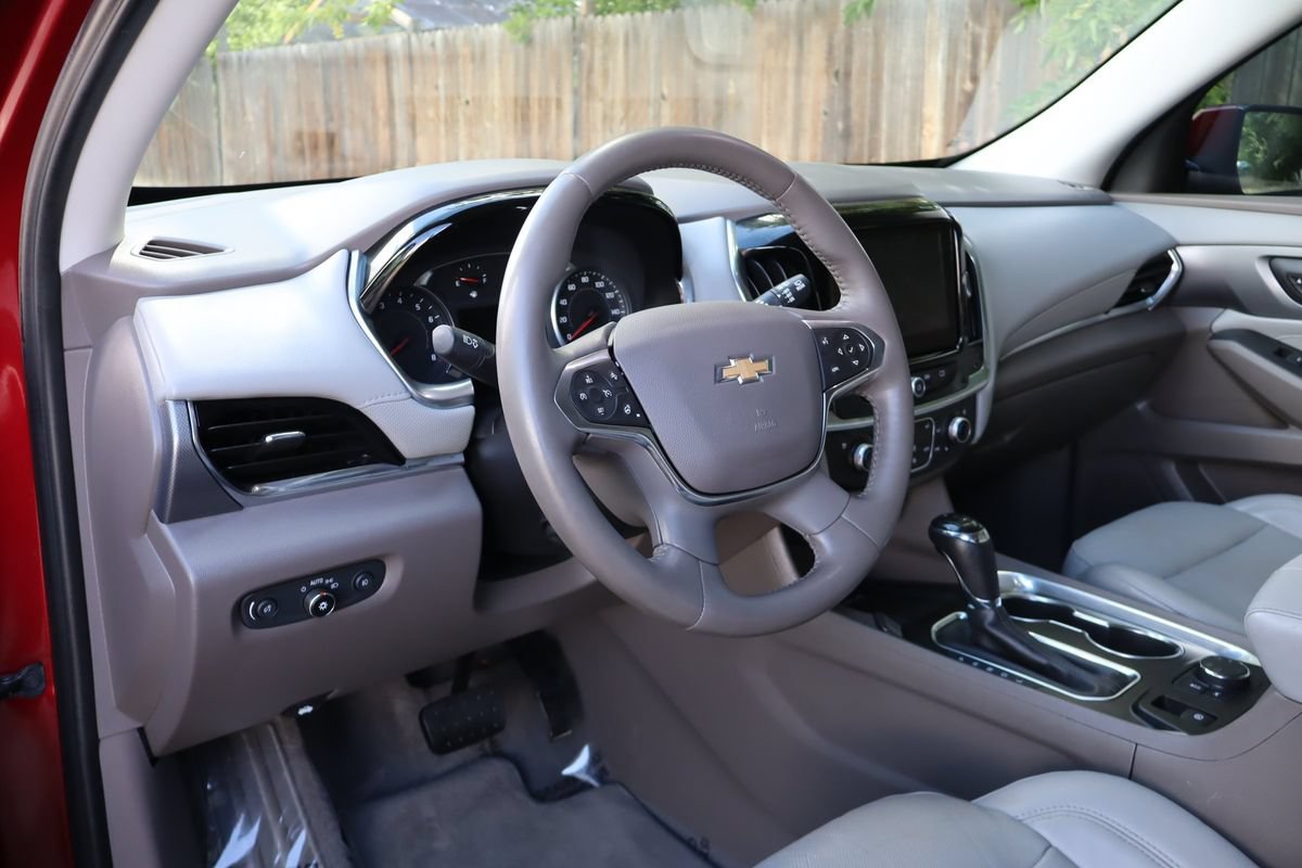 Used 2018 Chevrolet Traverse Premier AWD/4WD image 15