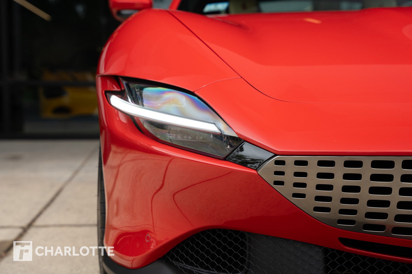 Used 2022 Ferrari Roma RWD image 4