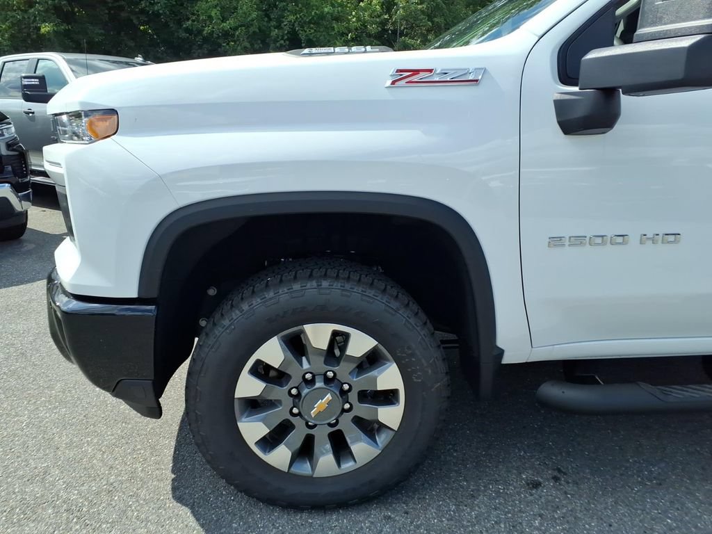 New 2026 Chevrolet Silverado 2500 Custom w/ Custom Value Package AWD/4WD image 7