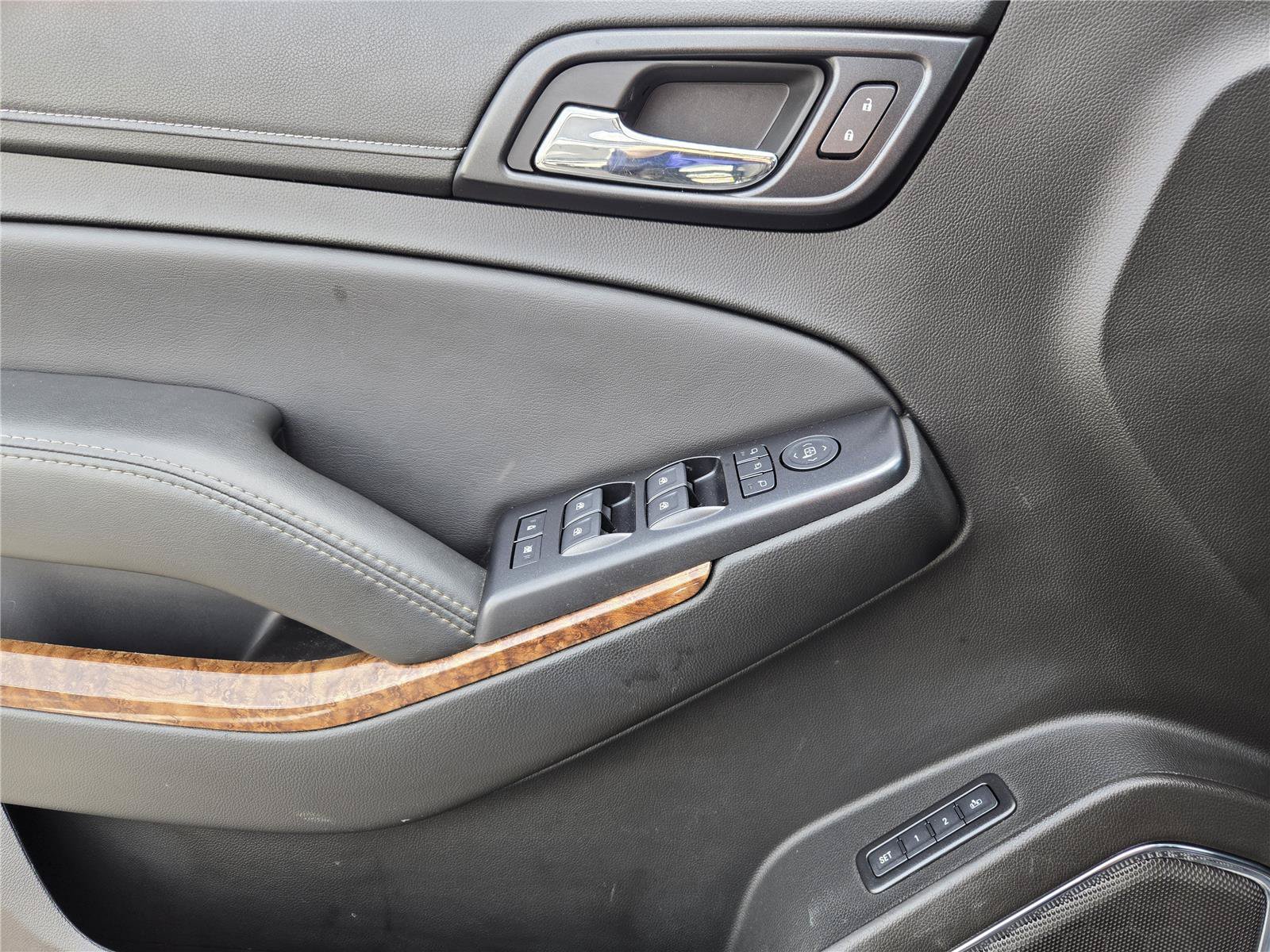 Used 2018 Chevrolet Tahoe Premier AWD/4WD image 20