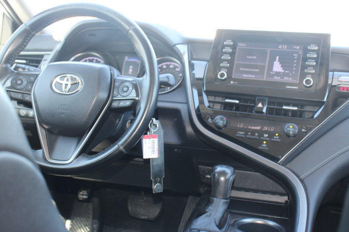 Used 2023 Toyota Camry SE FWD image 22