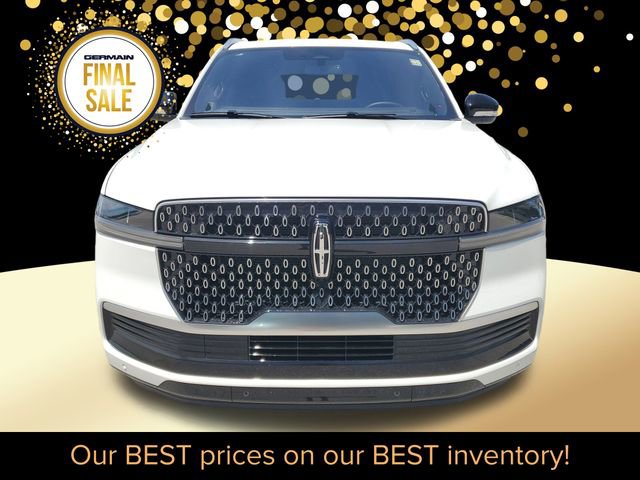 New 2025 Lincoln Navigator Reserve image 3
