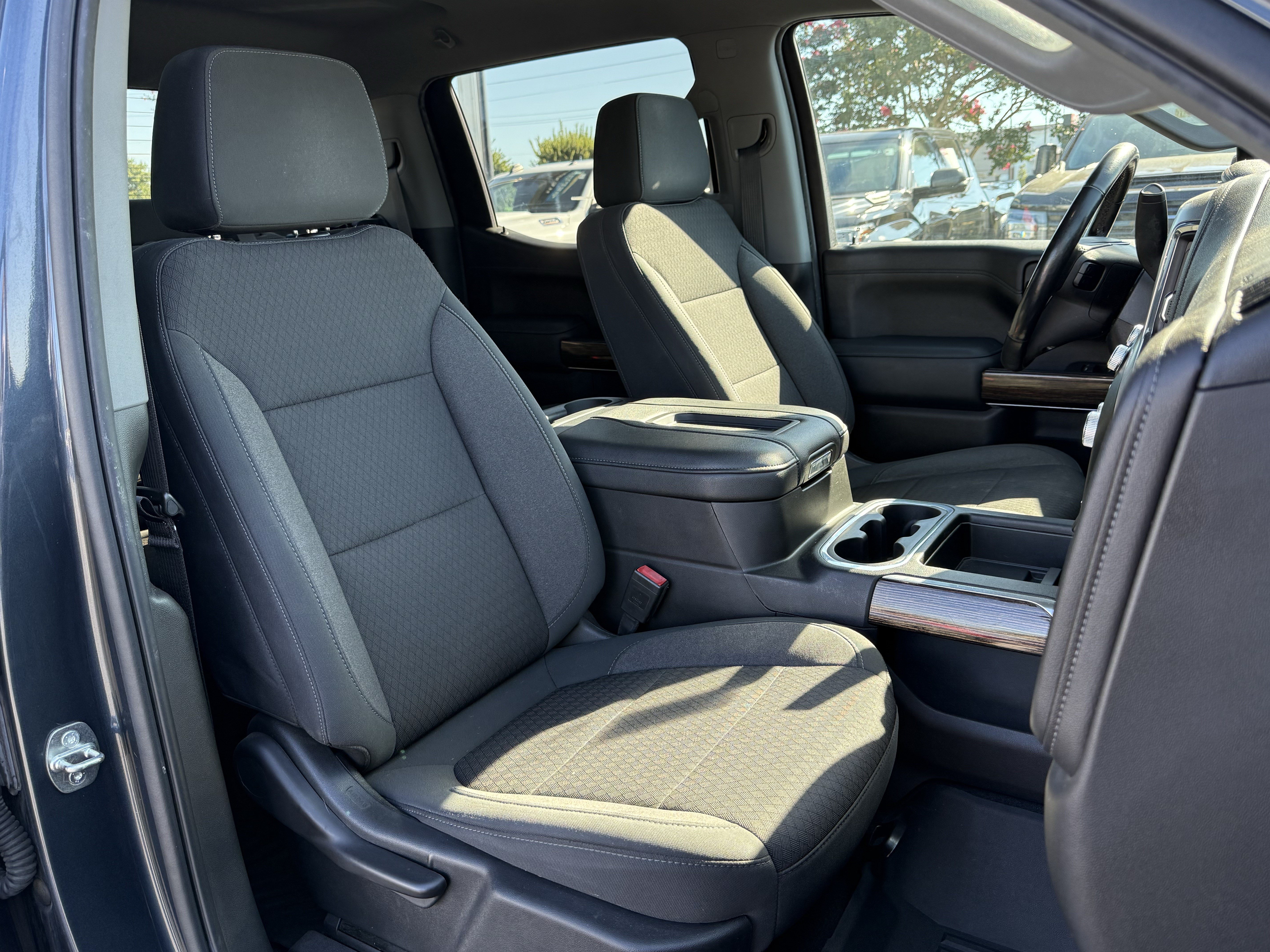 Used 2021 GMC Sierra 1500 Elevation AWD/4WD image 33