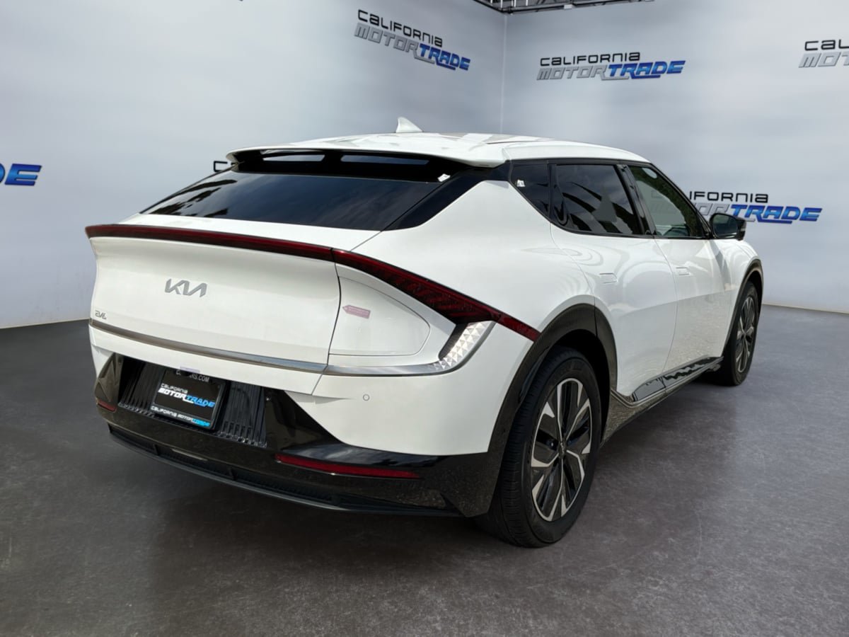 Used 2024 Kia EV6 Wind w/ Wind Technology Package RWD image 5
