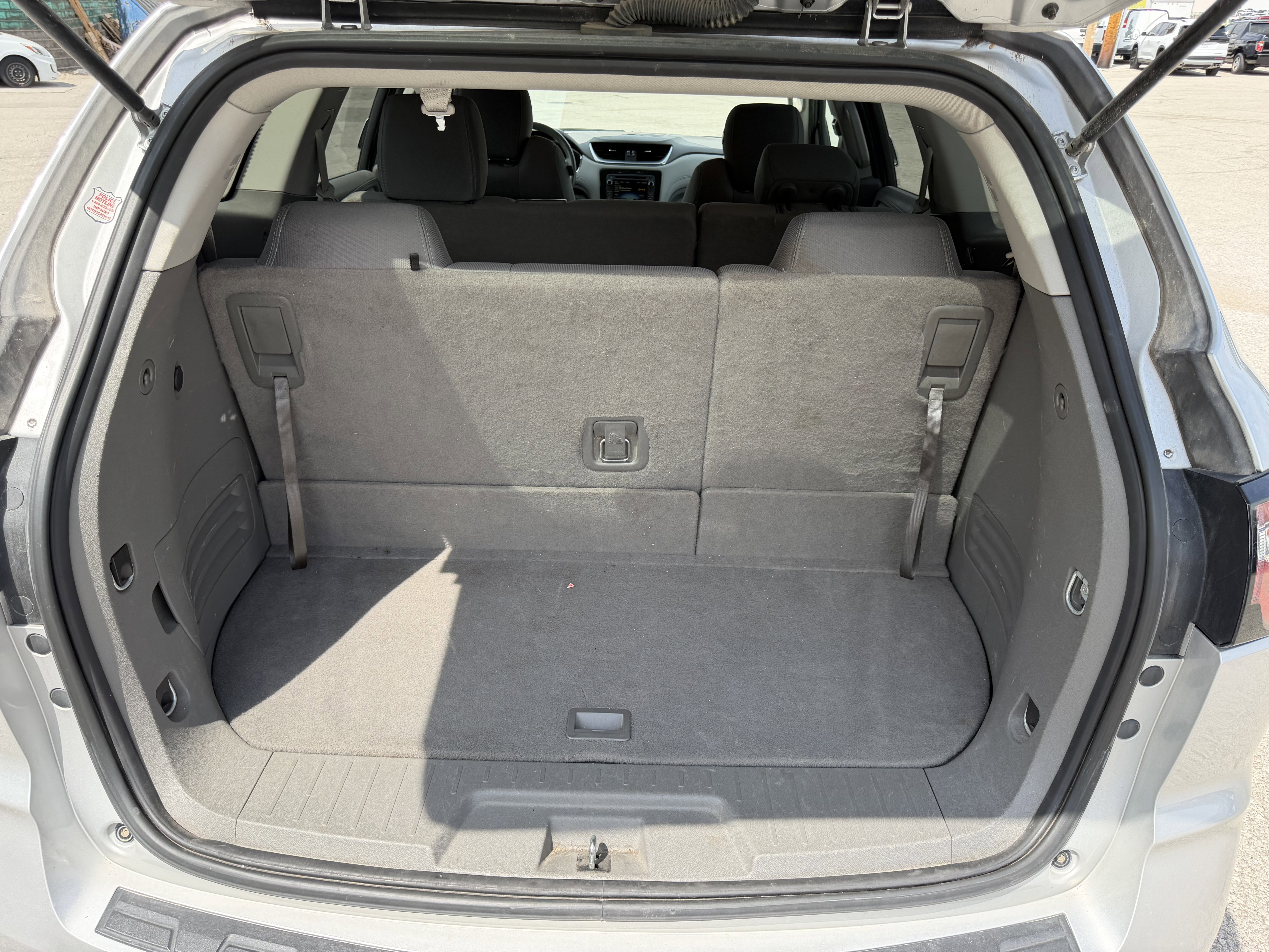 Used 2017 Chevrolet Traverse LT image 9