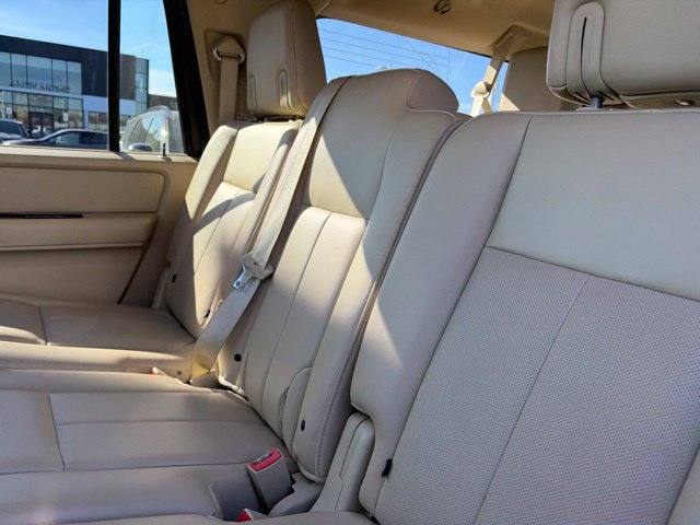Used 2015 Ford Expedition EL Limited w/ Equipment Group 301A AWD/4WD image 31