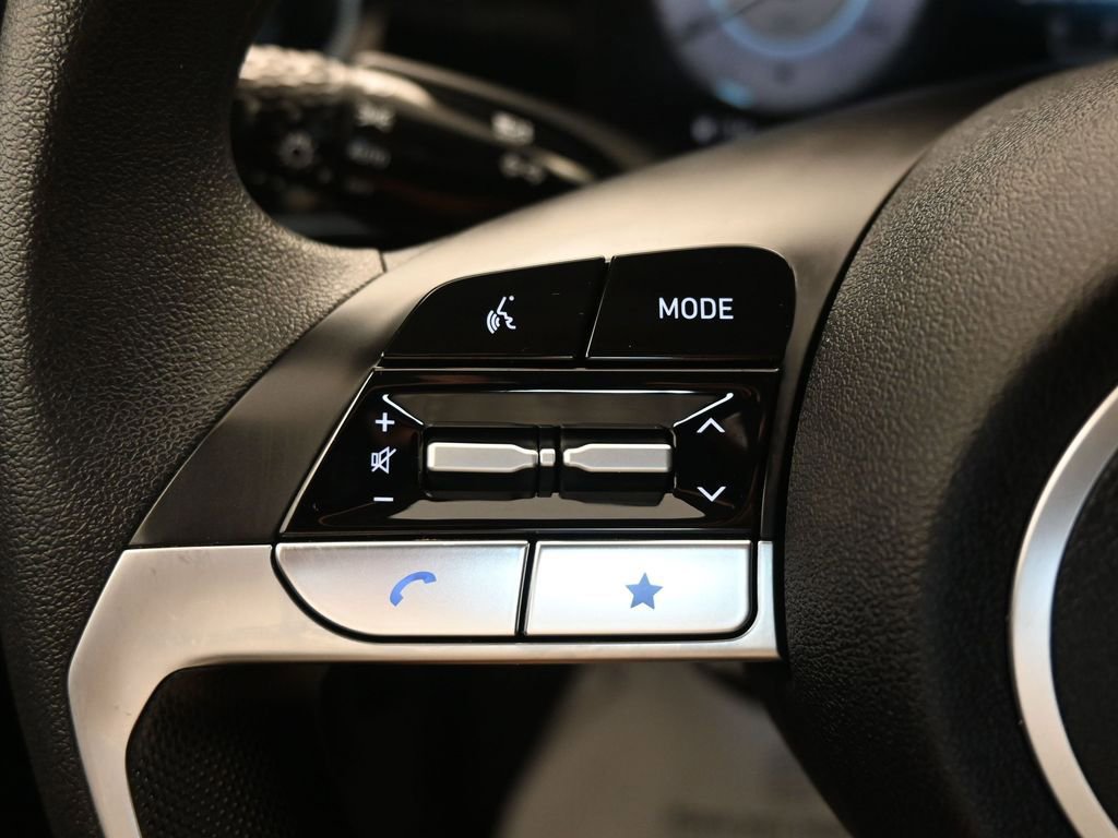 Used 2024 Hyundai Elantra SEL image 34