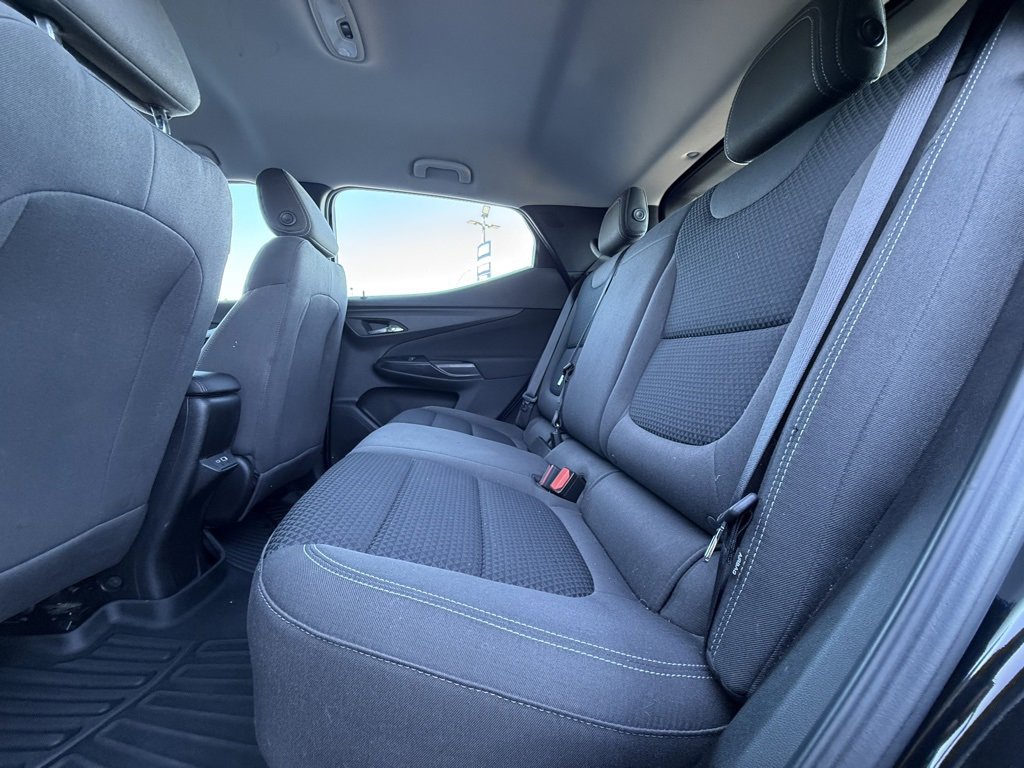 Used 2023 Chevrolet Bolt EUV LT image 28