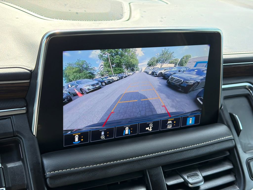 Used 2021 Chevrolet Suburban Premier AWD/4WD image 31