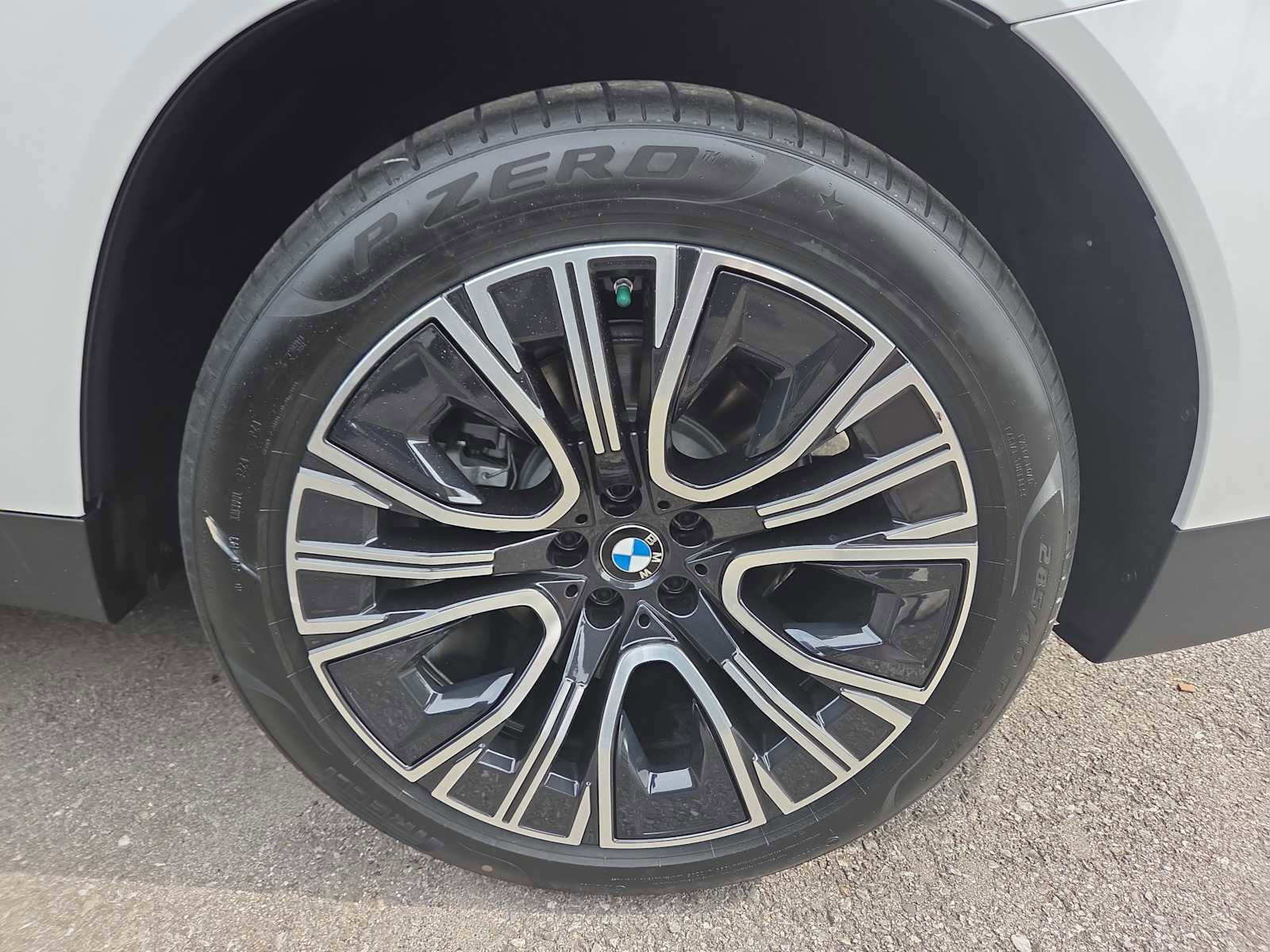 New 2025 BMW X3 xDrive30i w/ Premium Package image 9