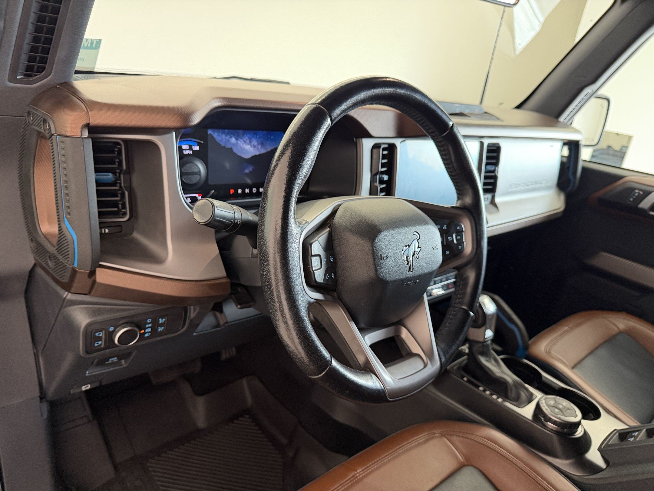 Used 2021 Ford Bronco Outer Banks AWD/4WD image 4