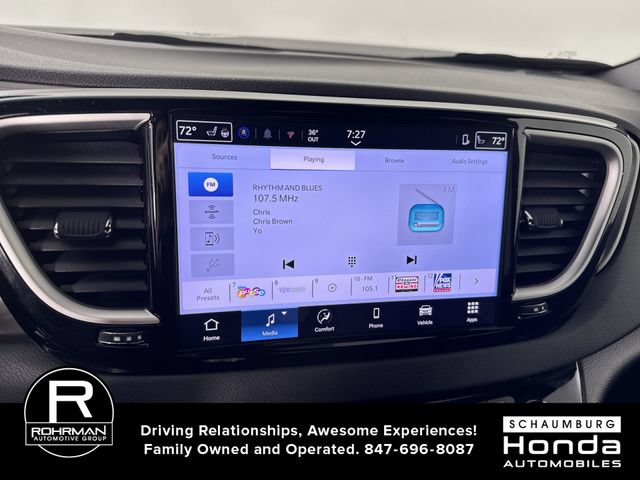 Used 2025 Chrysler Pacifica Select FWD image 6
