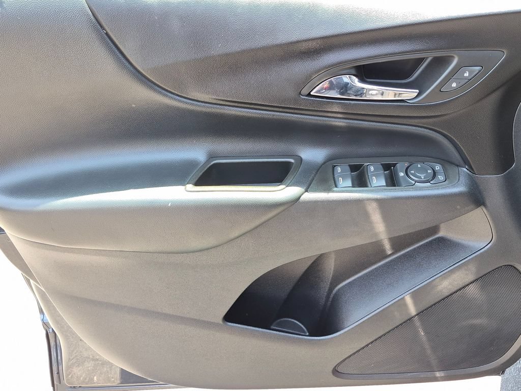 Used 2023 Chevrolet Equinox LT FWD image 12