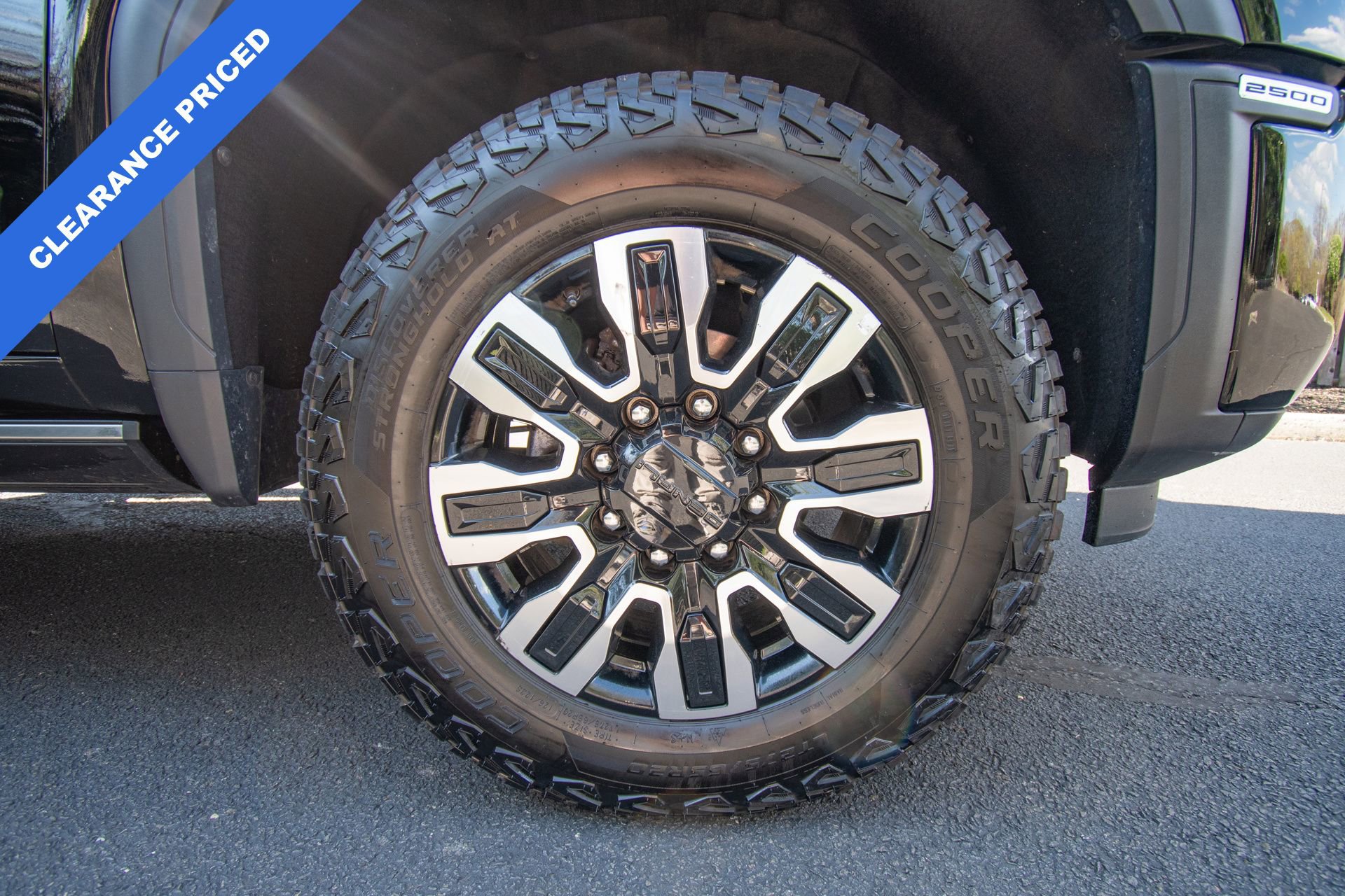 Used 2025 GMC Sierra 2500 Denali Ultimate AWD/4WD image 29