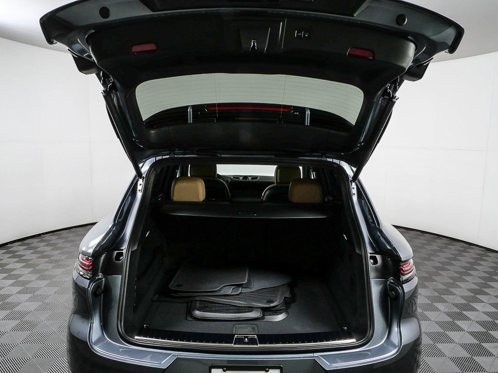 New 2026 Porsche Cayenne S image 33