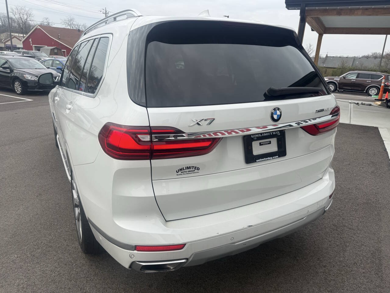 Used 2021 BMW X7 xDrive40i w/ Parking Assistance Package AWD/4WD image 10