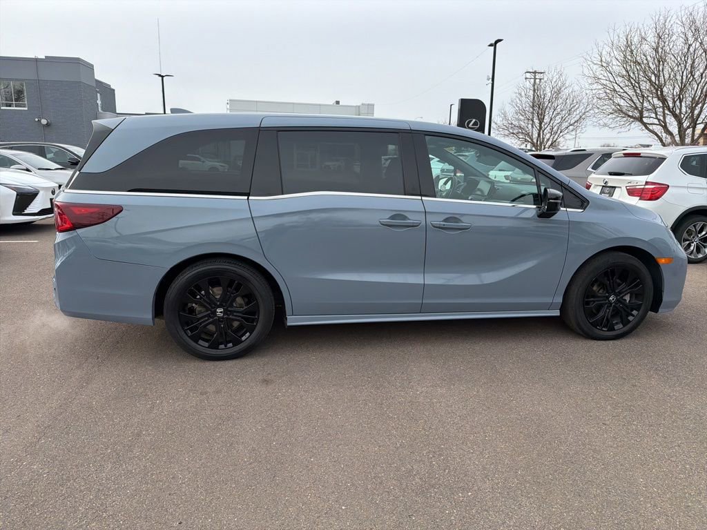 Used 2025 Honda Odyssey Sport-L image 9