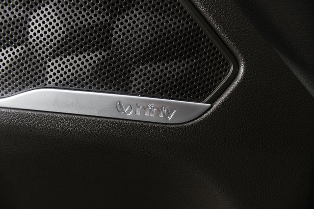 Used 2020 Hyundai Santa Fe Limited image 19