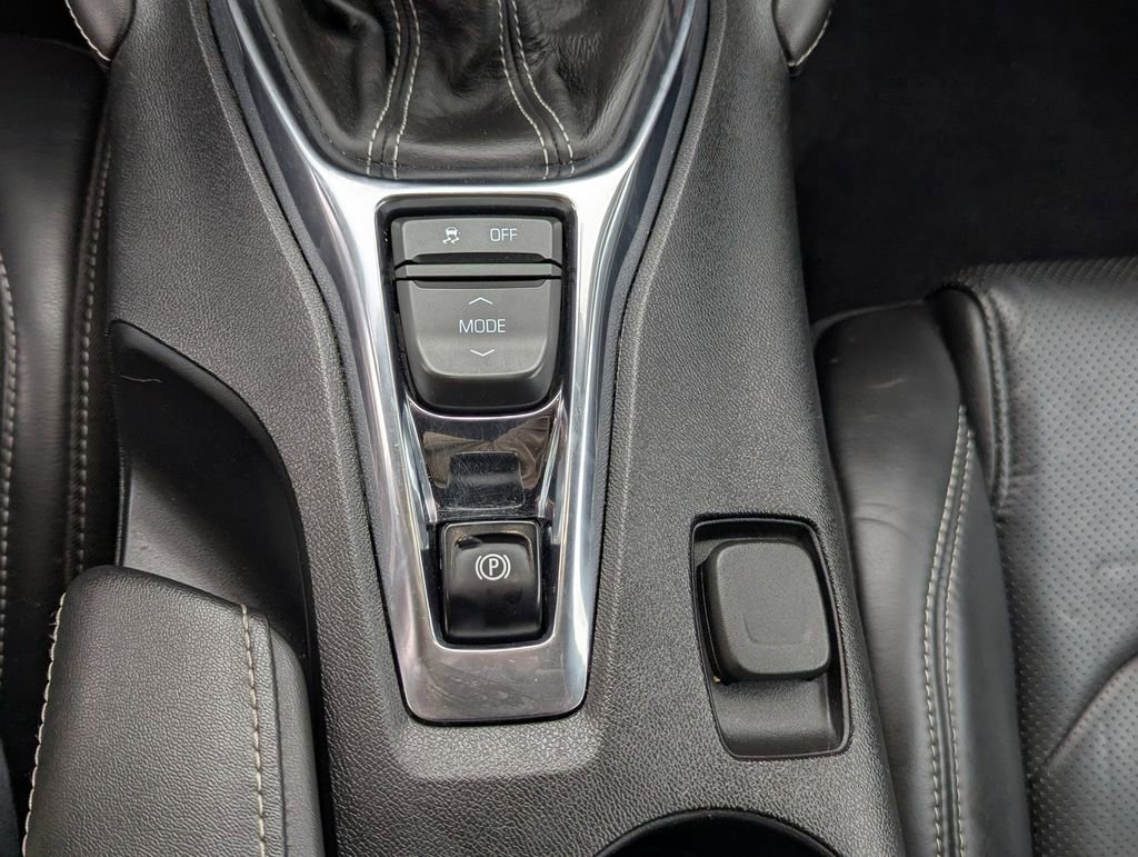 Used 2021 Chevrolet Camaro SS RWD image 10