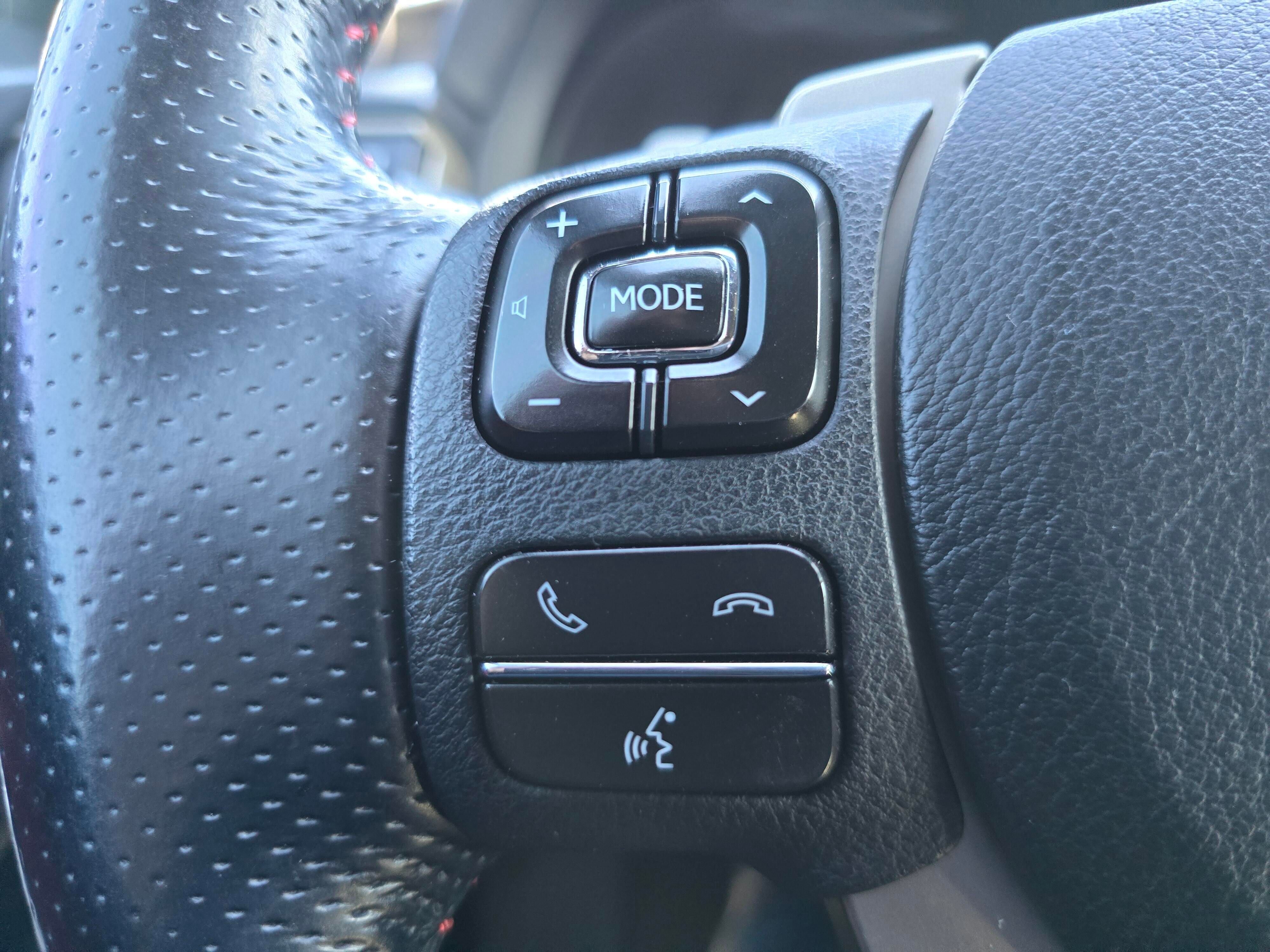 Used 2018 Lexus IS 350 AWD image 23