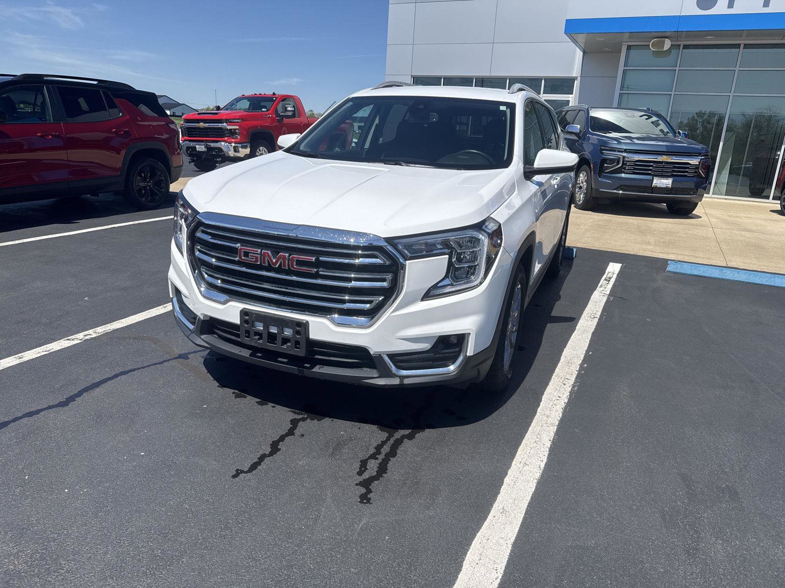 Used 2022 GMC Terrain SLT AWD/4WD image 7