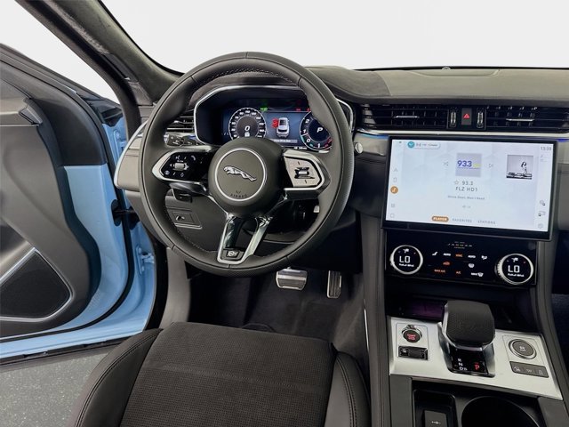 New 2026 Jaguar F-PACE SVR AWD/4WD image 25