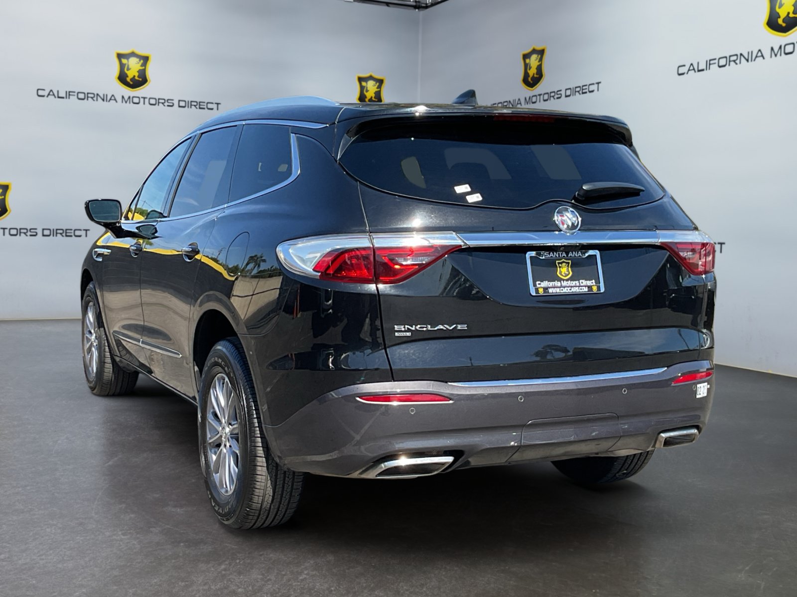 Used 2024 Buick Enclave Premium AWD/4WD image 7