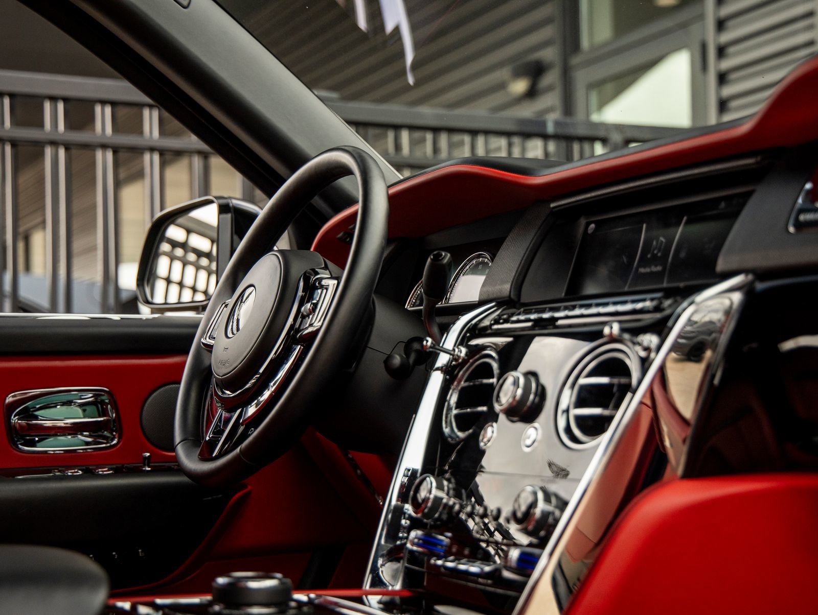 Certified 2021 Rolls-Royce Cullinan image 51