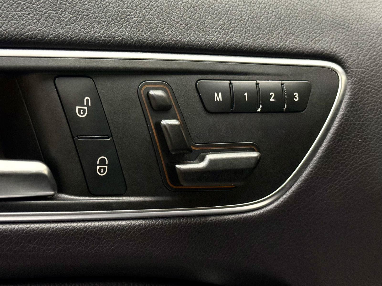 Used 2016 Mercedes-Benz GLA 250 image 13