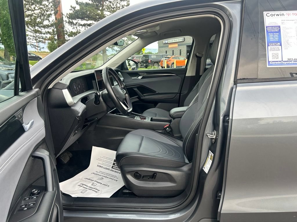 Used 2026 Volkswagen Tiguan SE AWD/4WD image 22
