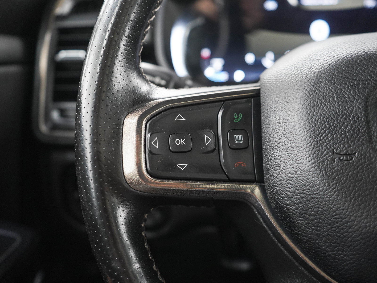 Used 2023 RAM 1500 Sport w/ Rebel Level 2 Equipment Group AWD/4WD image 23