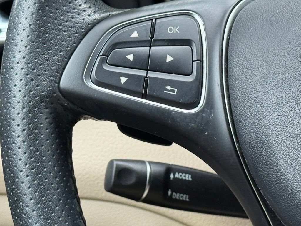 Used 2018 Mercedes-Benz CLA 250 4MATIC image 23